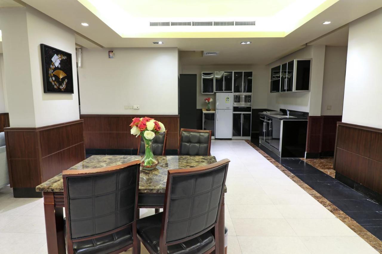 Orans Suites 4 Jeddah Bagian luar foto
