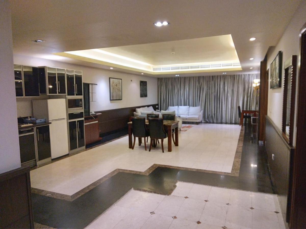 Orans Suites 4 Jeddah Bagian luar foto